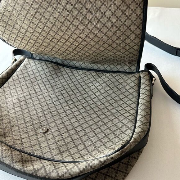 Authentic leather messenger Gucci Bag - Picture 16 of 16
